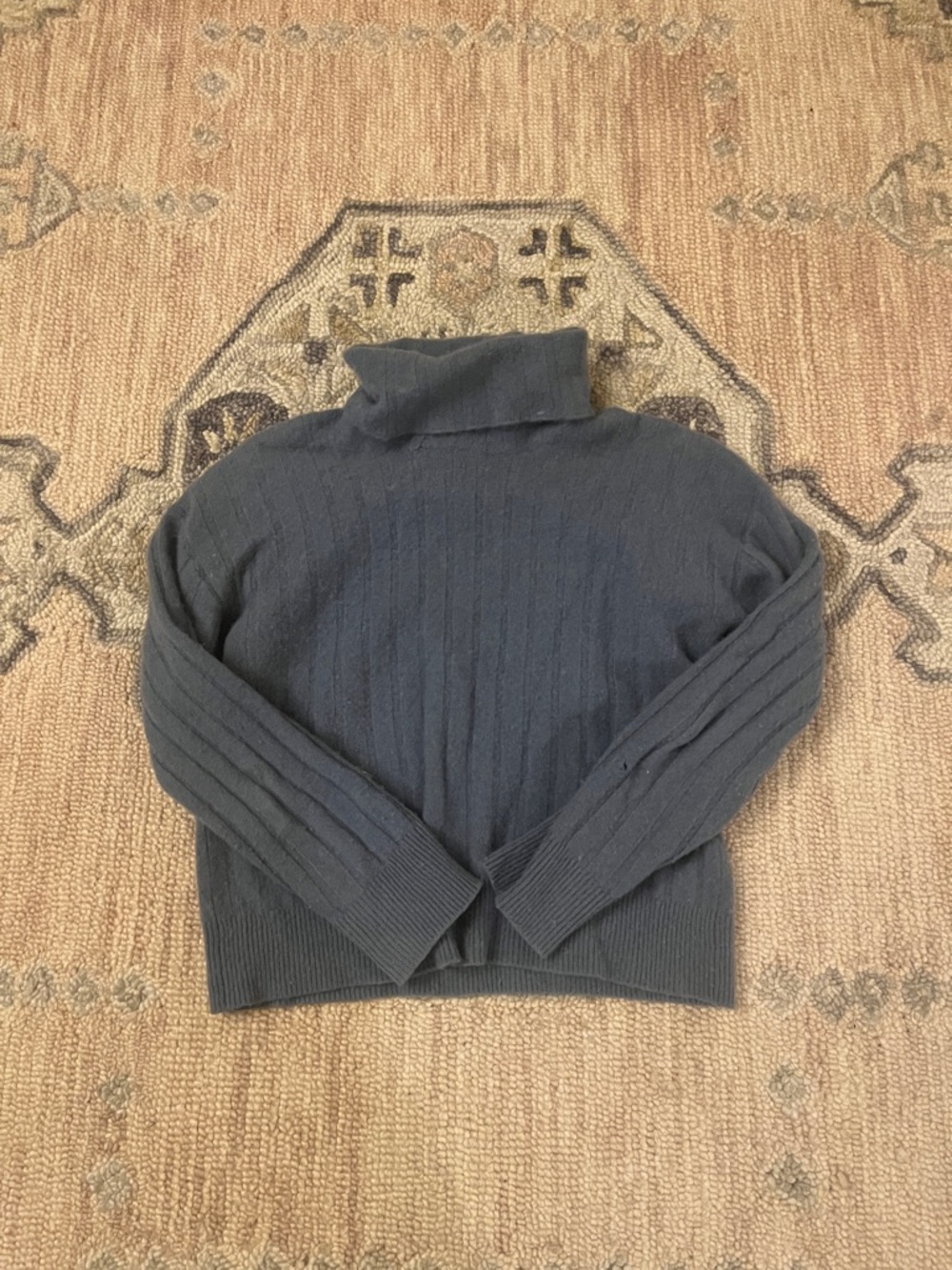 NAADAM Lavender/ light blue cashmere turtleneck sweater